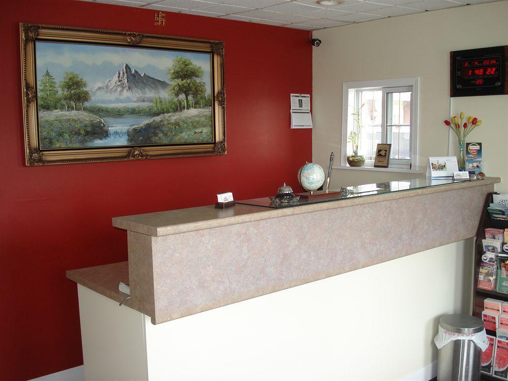 Lincoln Motel Sturgeon Falls Eksteriør billede