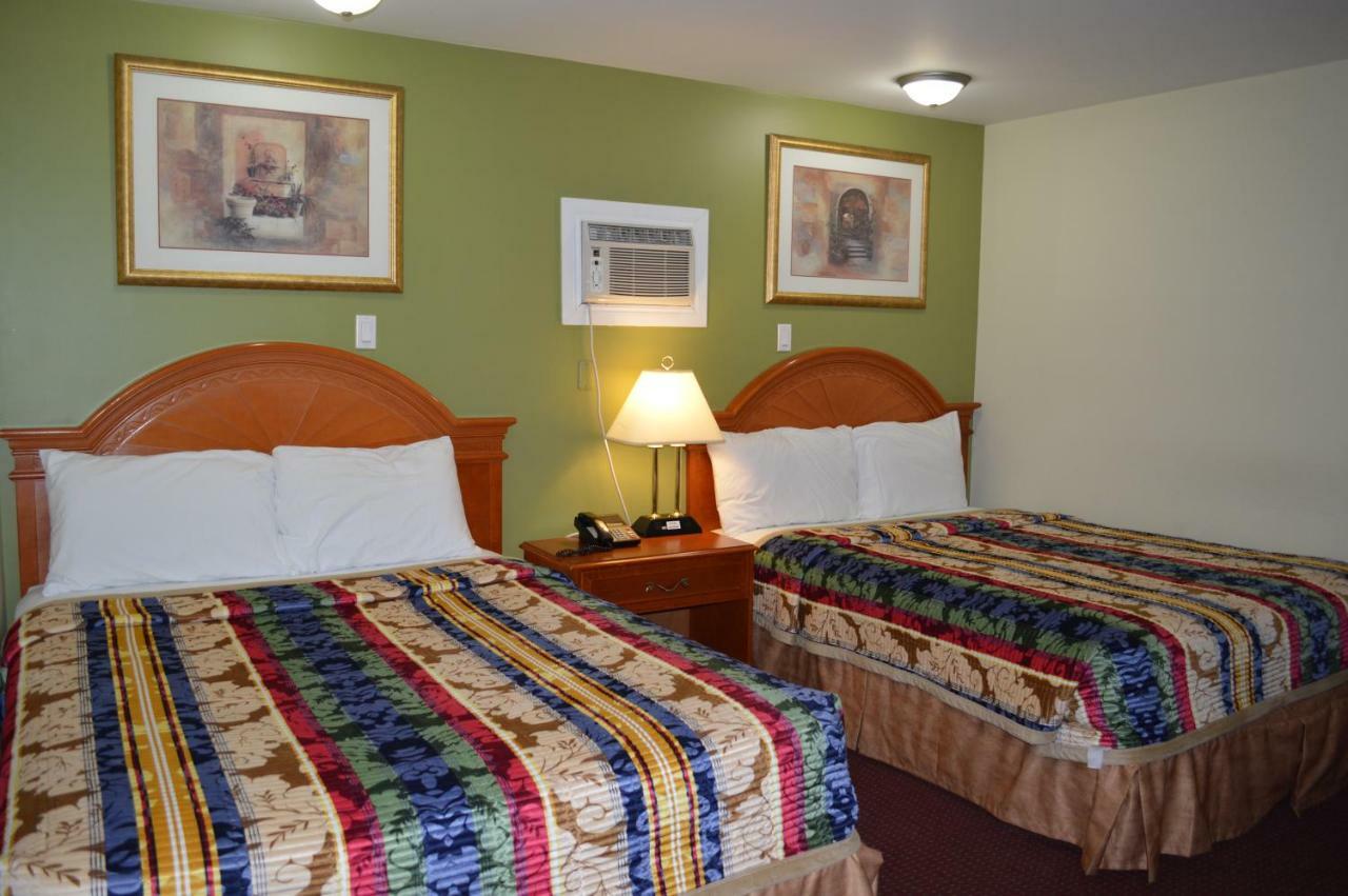 Lincoln Motel Sturgeon Falls Eksteriør billede